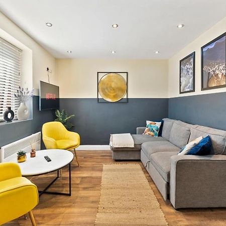 Central Leeds Gem - Parking - Sleeps 6 Appartement Buitenkant foto