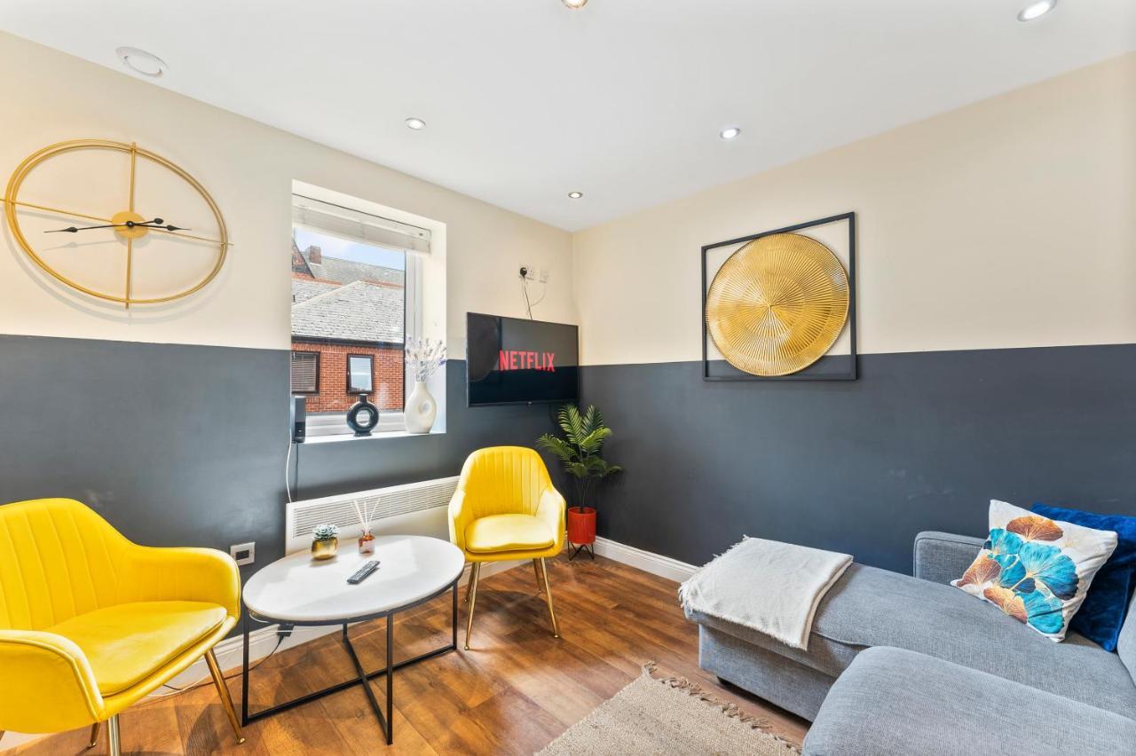 Central Leeds Gem - Parking - Sleeps 6 Appartement Buitenkant foto